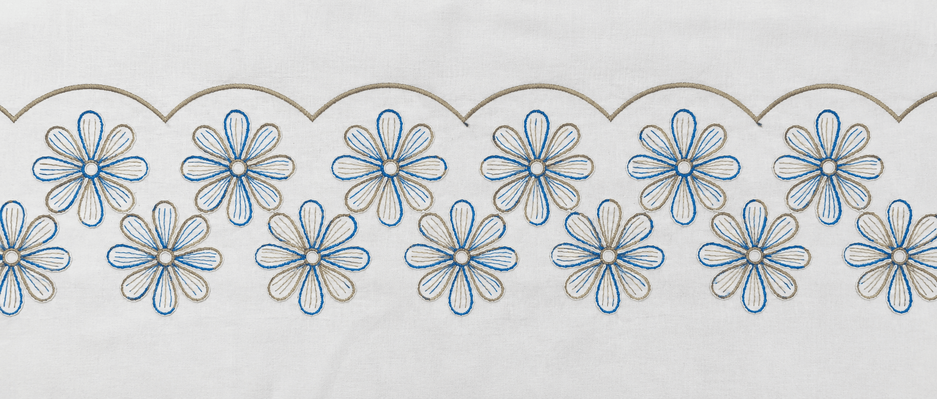Dori embroidery — sample 22