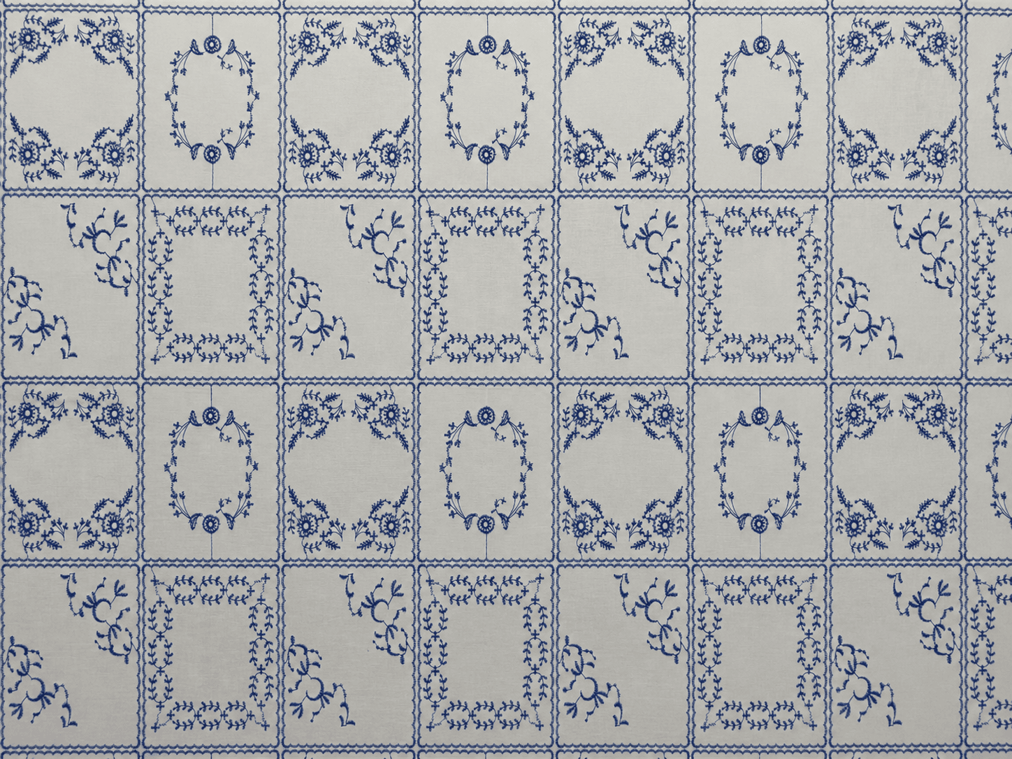 Schiffli embroidery — sample 22